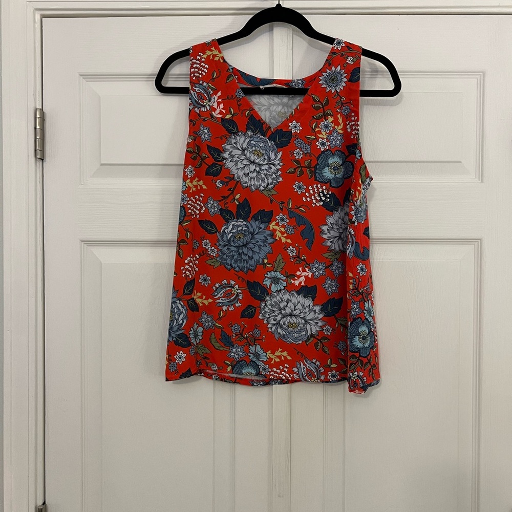 LOFT Red Floral V-Neck Sleeveless Top